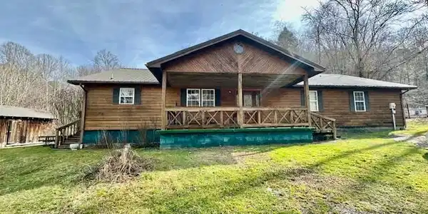 6225 W Norton Rd