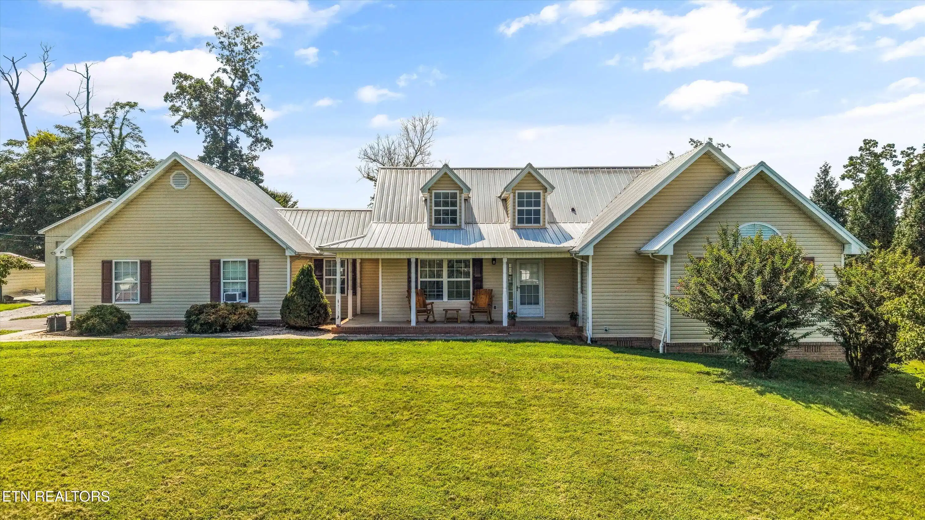 Image 1: 1008 Holston River Dr