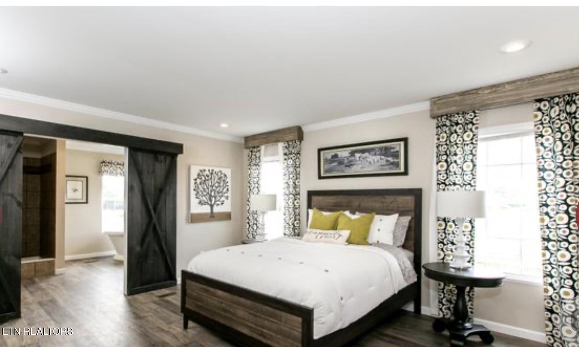 Image 3: Master Bedroom