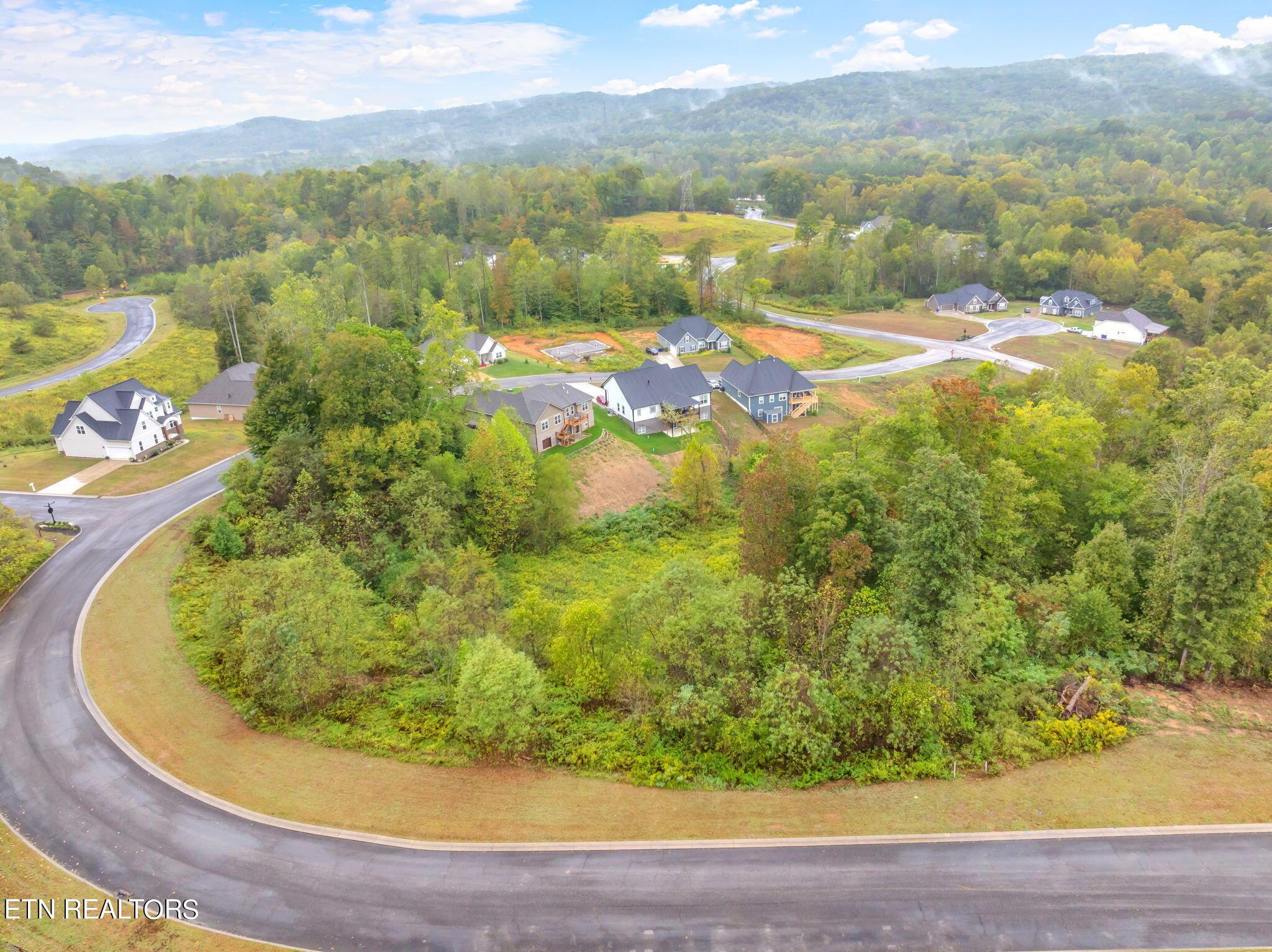 Image 4: 13-web-or-mls-130 Black Oak Drive-12