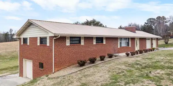 1423 Emily Drive