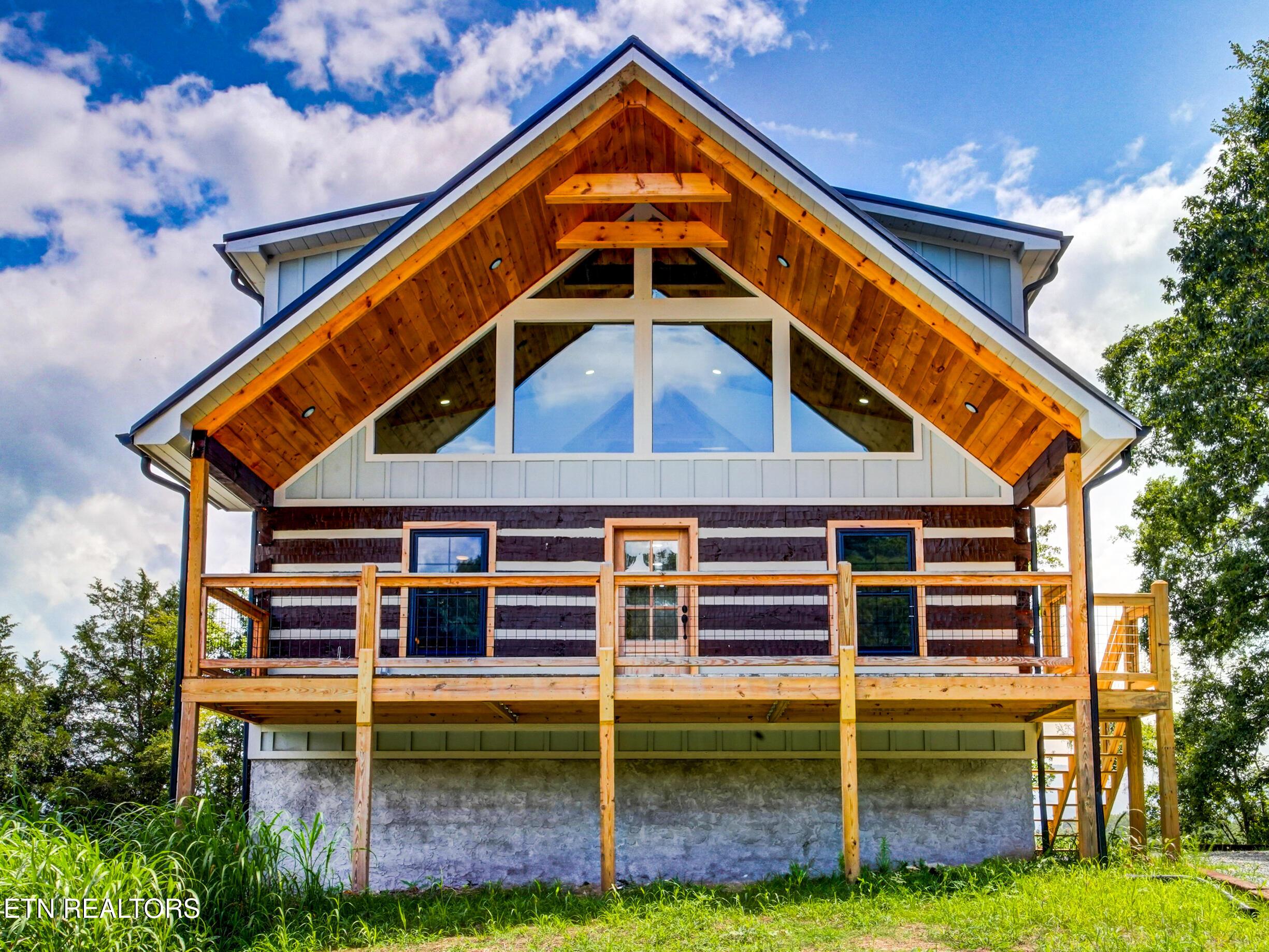 Image 2: 630 Douglas Ridge Drive (Exterior)-15