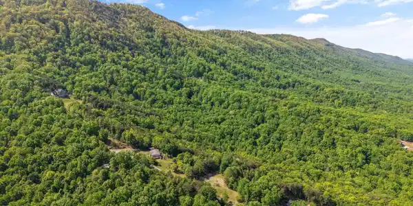 Image 4: 03-Chilhowee Trail Tract 77-05