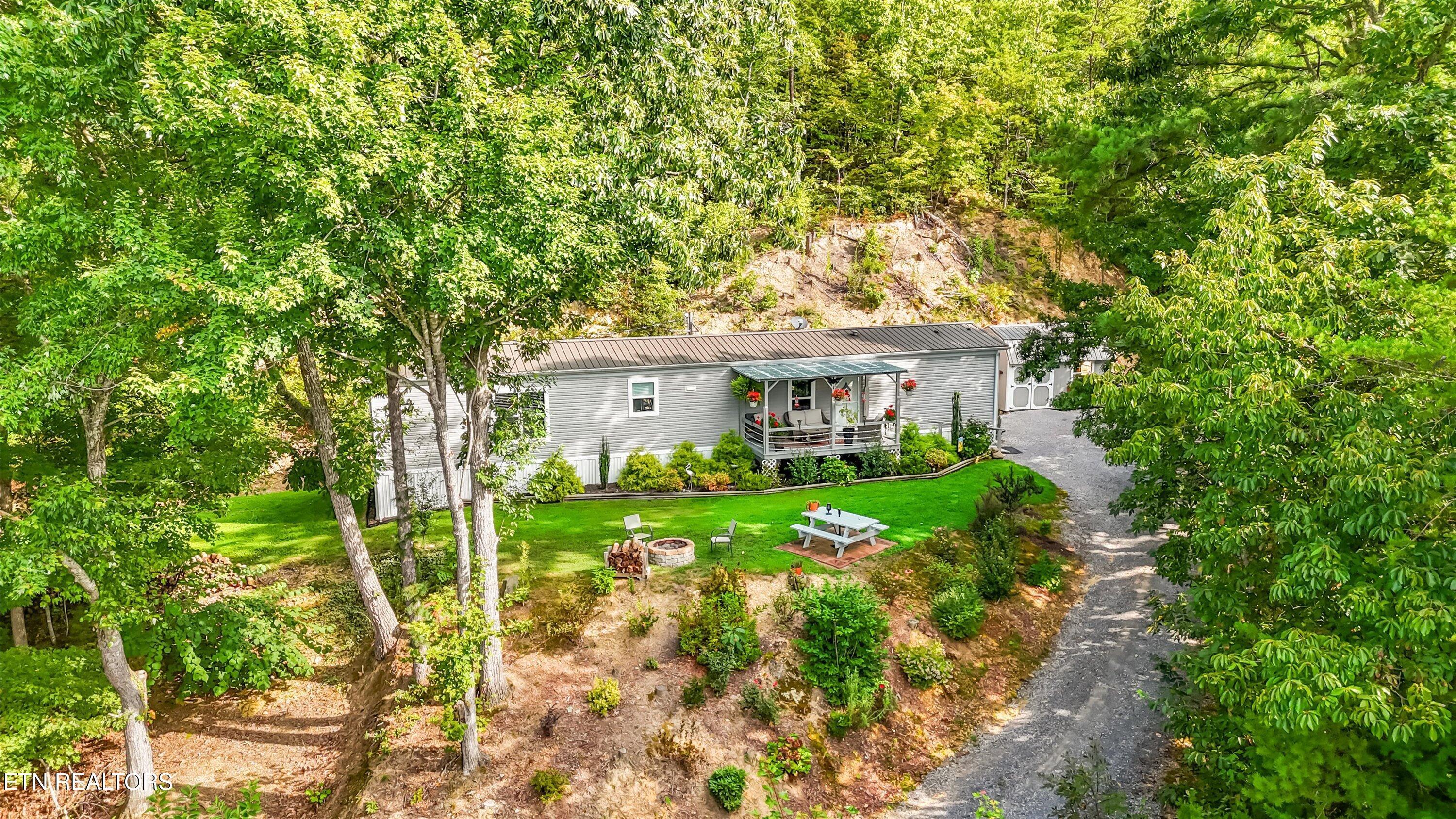 Image 1: 02-1428 A M King Way-26