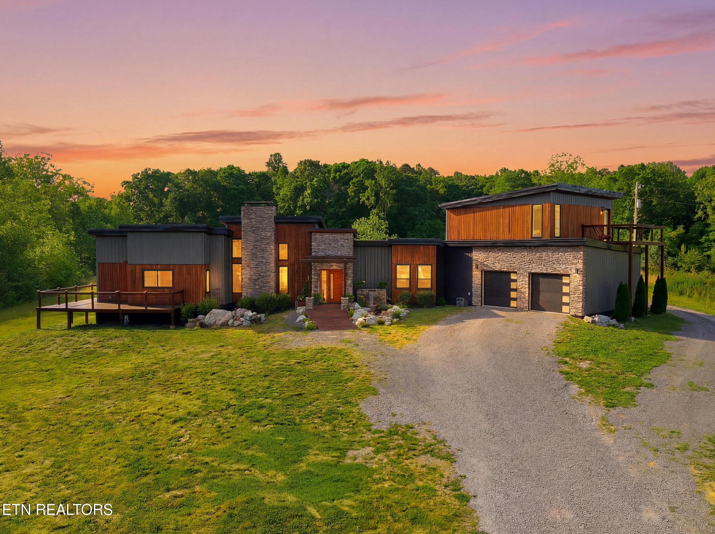Image 3: 7_lavendar_hills_0004_tw