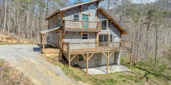 3261 Butterfly Hollow Rd