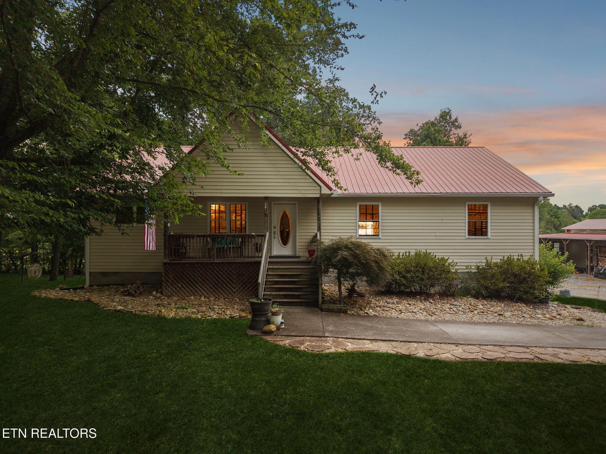 Image 2: 4213 Bart Giffin