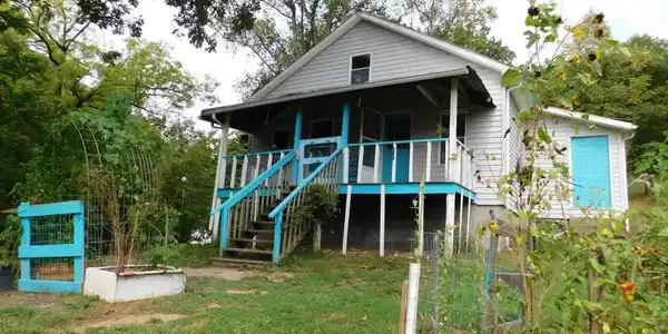 739 Loop Hallow Rd