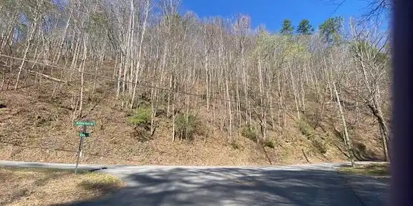 2 N Clear  Fork Rd