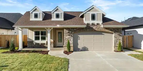 131 E Westcott Overlook
