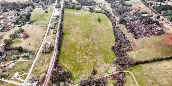 Image 2: 26-Lakeview Rd-26