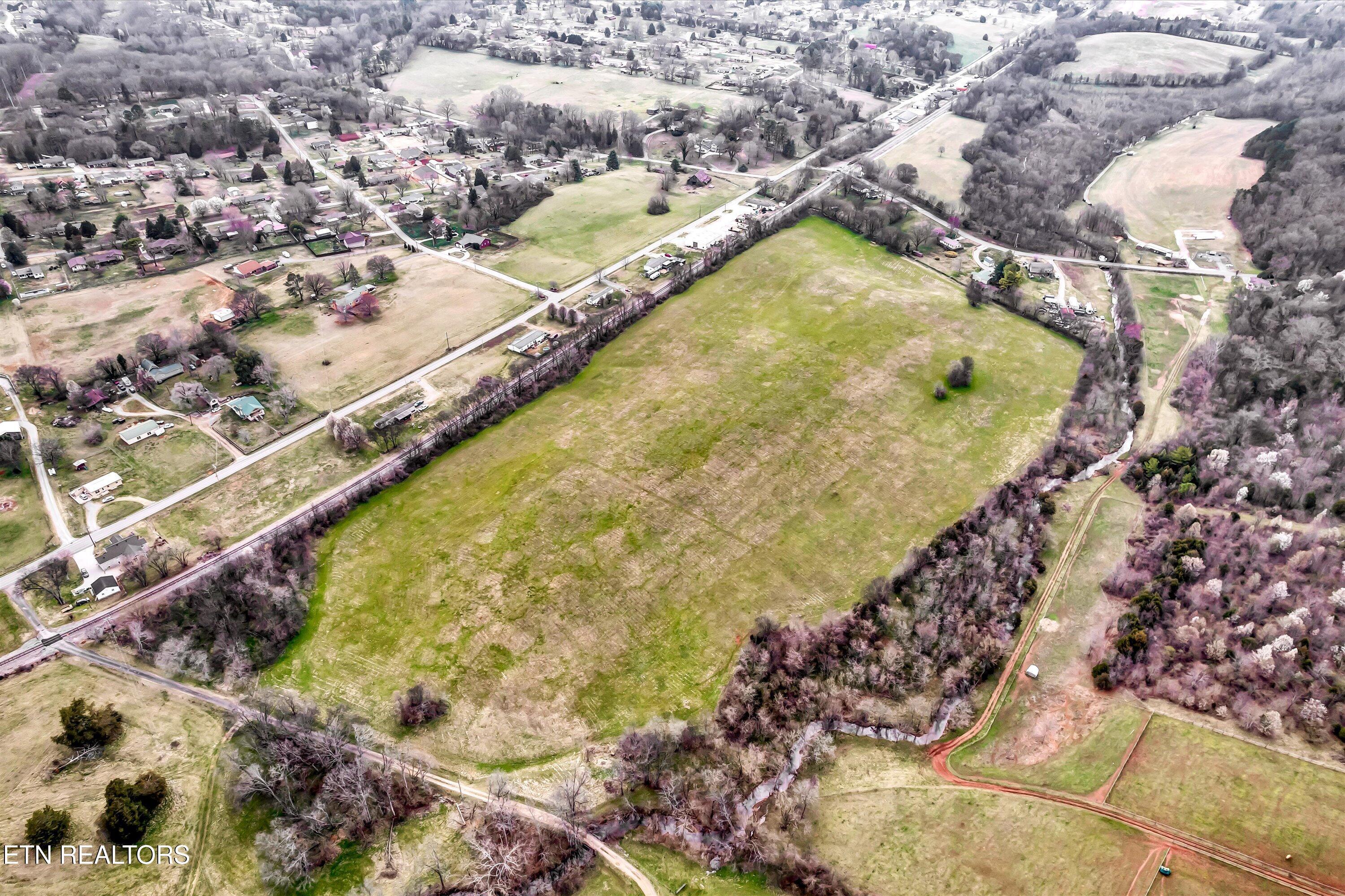 Image 3: 27-Lakeview Rd-27
