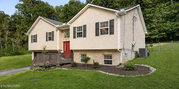 Image 4: Right Side of Home