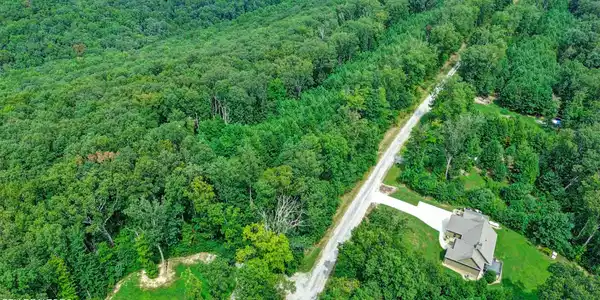 Image 4: dji_0444-dji_0446