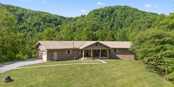 1181 Pine Mountain Road