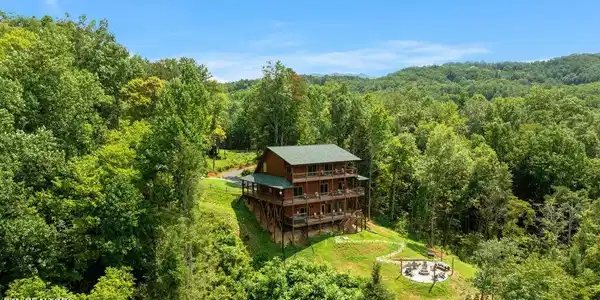 Image 3: DJI_0182