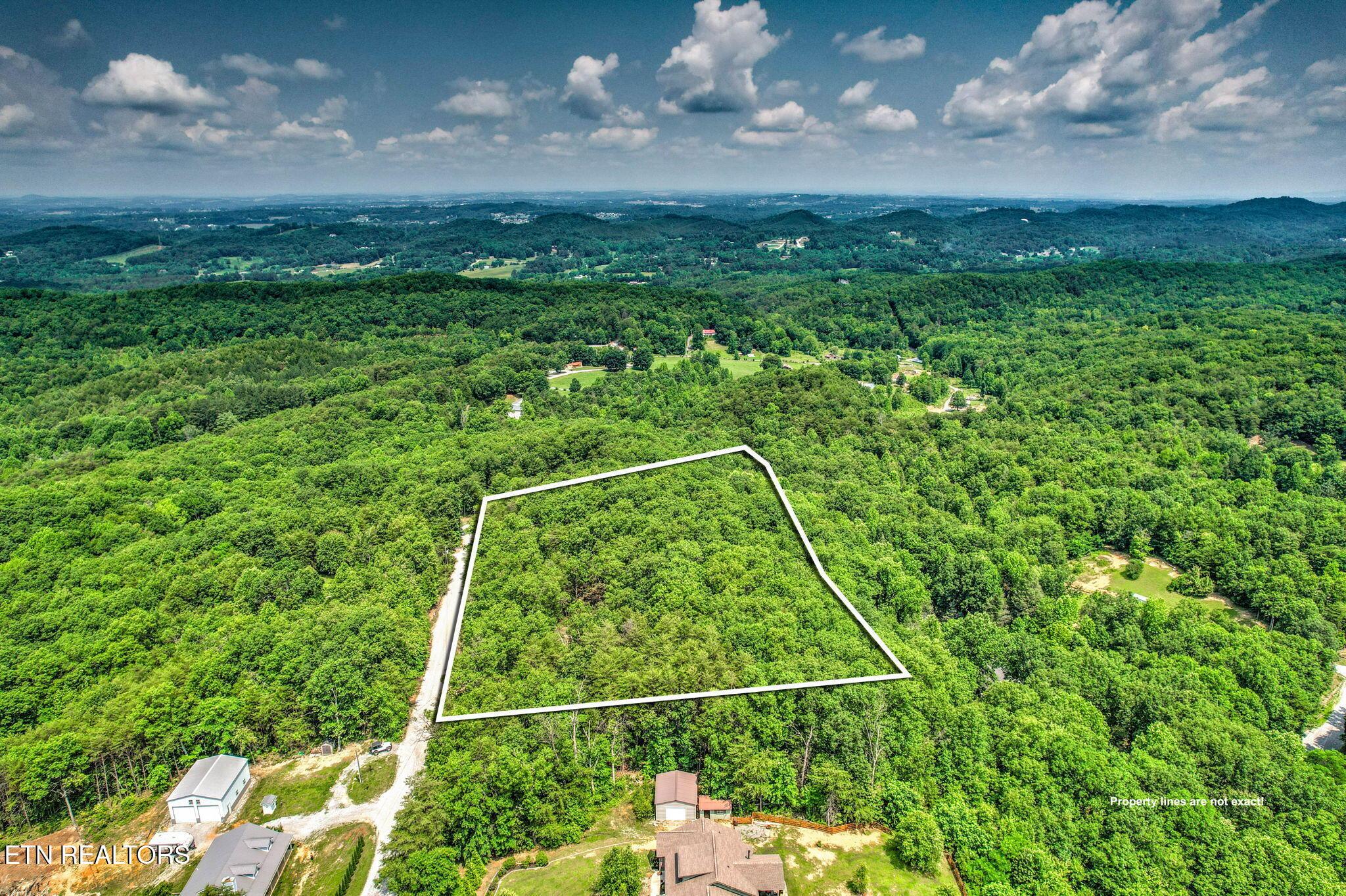 Image 1: 1-web-or-mls-DJI_0613_4_5