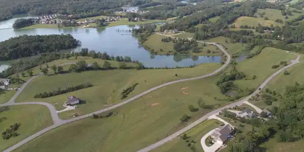 Image 2: L#73CR Russell Br Sunset Bay Norris Lake