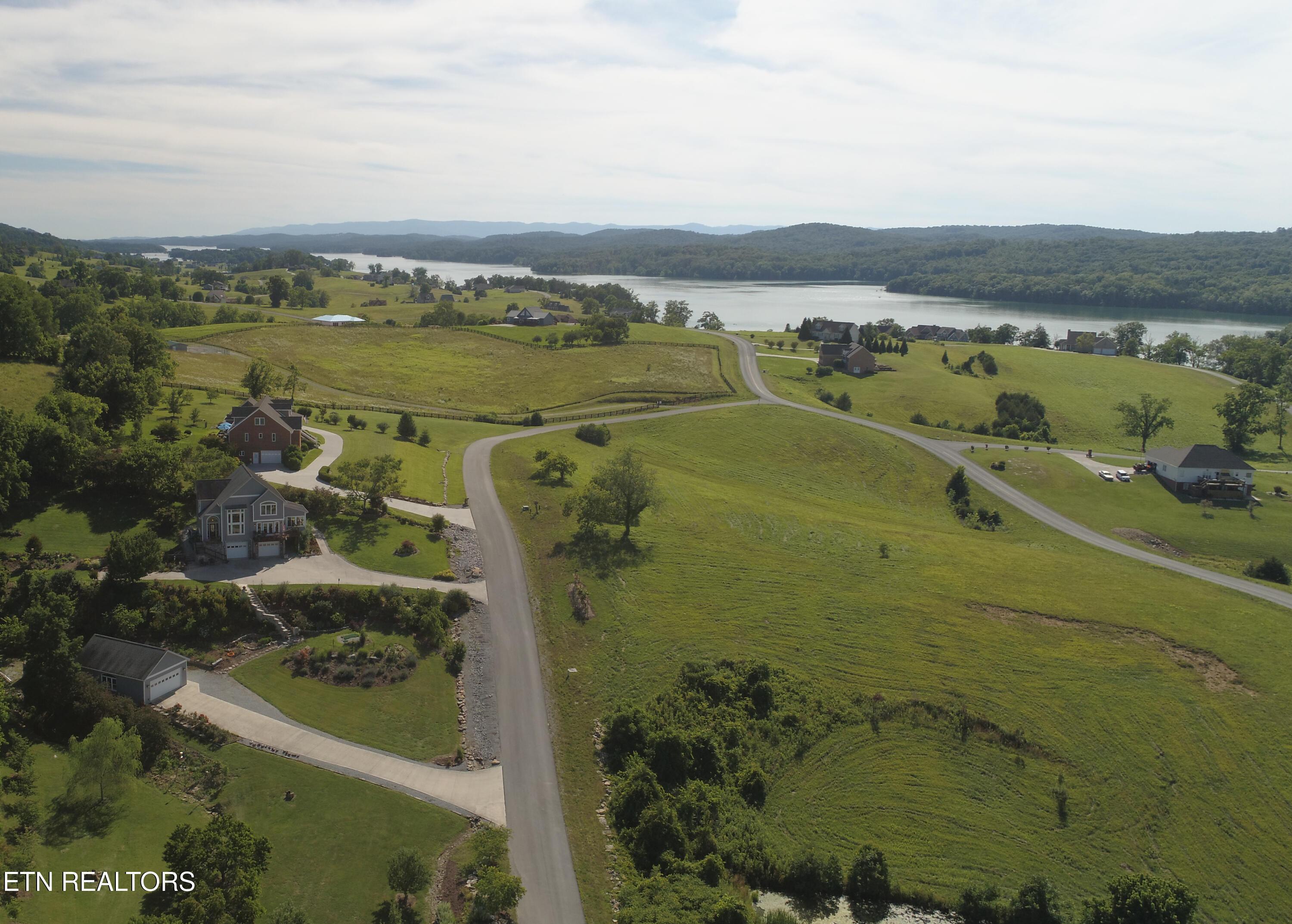 Image 3: L#73CR Russell Br Sunset Bay Norris Lake