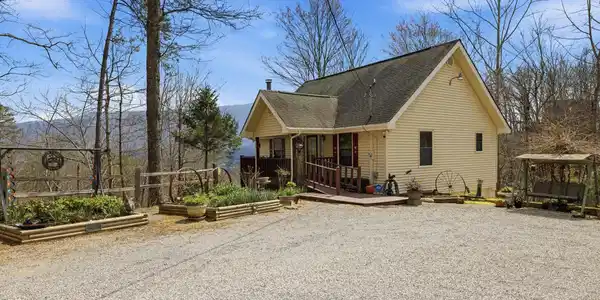 3132 Wears Overlook Lane