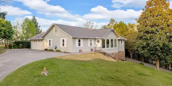 2229 Battle Ground Drive