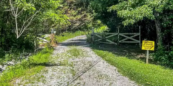 1955 Price Rd