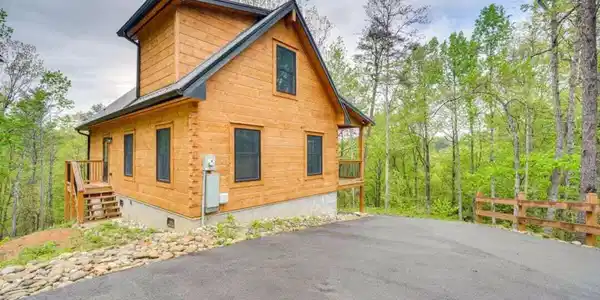 1411 Ridgefield Drive