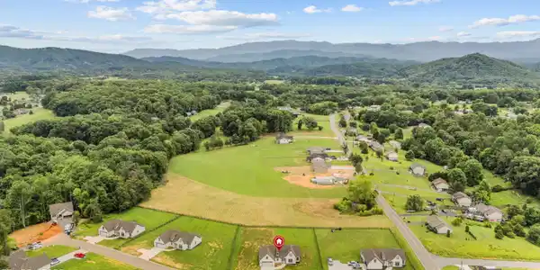 Image 3: DJI_20260615141834_0149_D-2