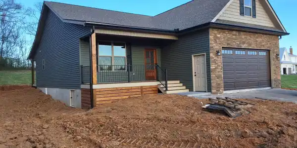828 Forgety Rd