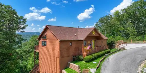 4109 Ole Smoky Way