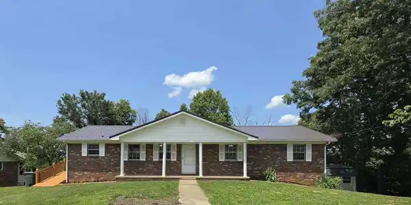 2310 Quentin Circle