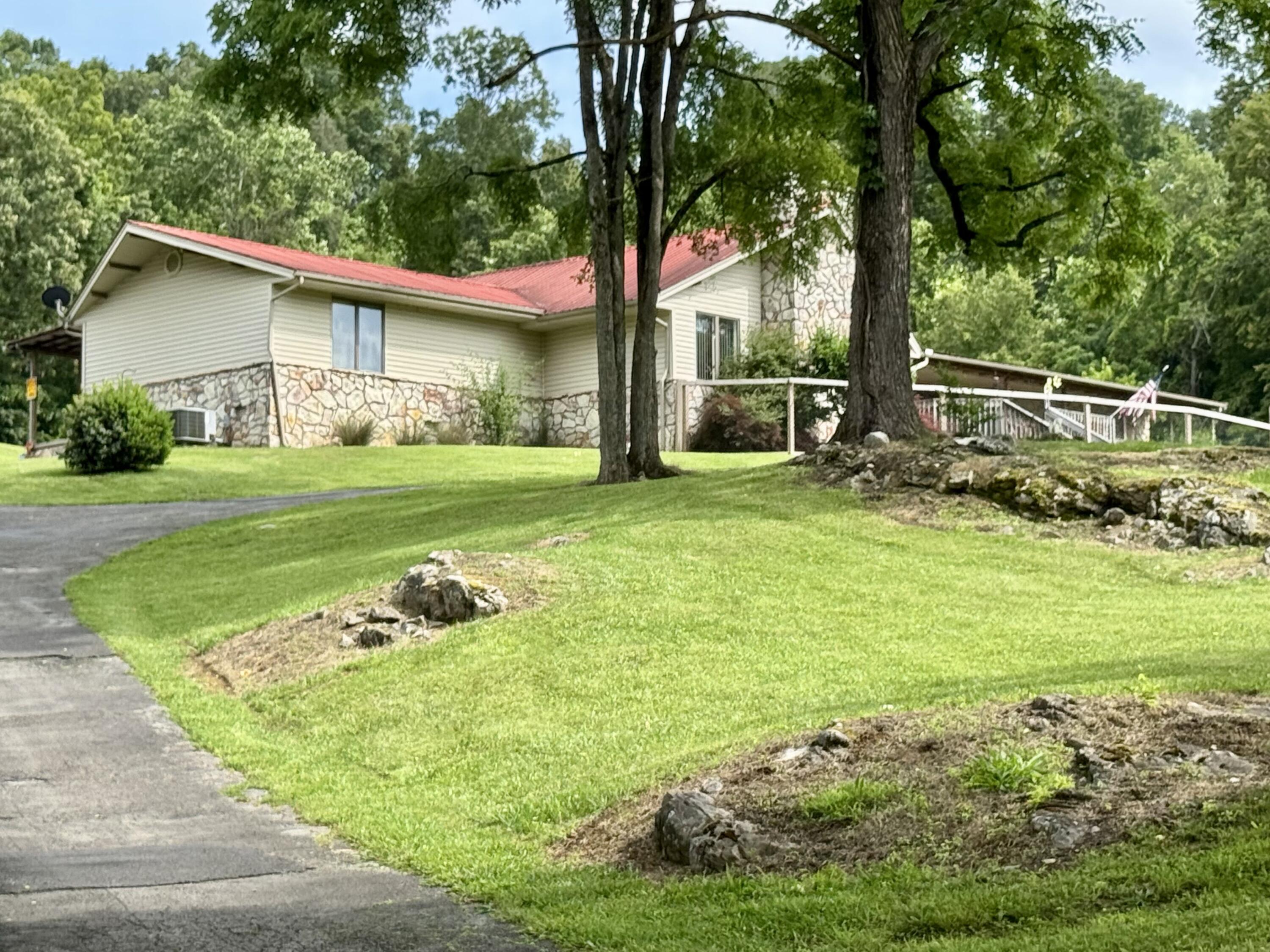 Image 2: Lakota Road 1