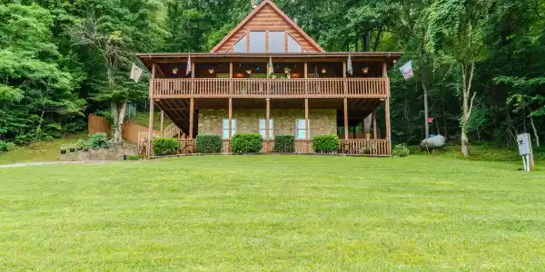 2605 Schisandra Lane