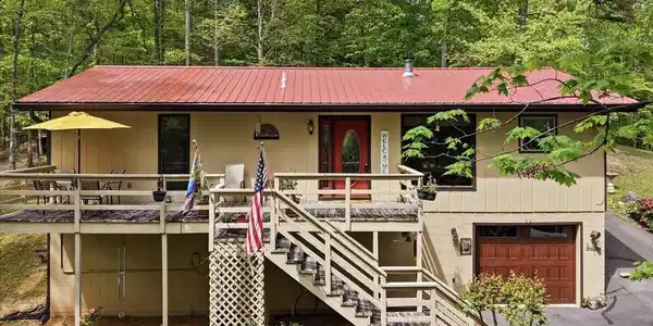Image 2: 03-2931_Mountain_Blvd_002