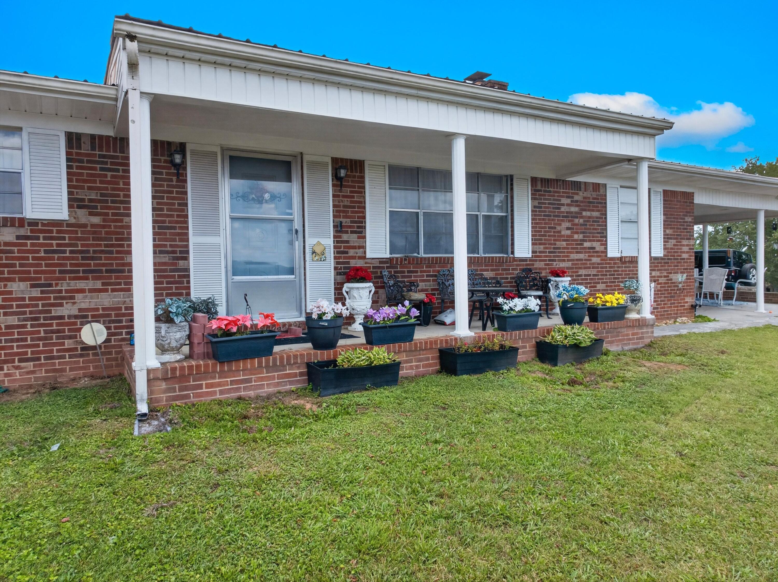 Image 3: 031-222RoseDrive-Tazewell-TN-37879-SMALL