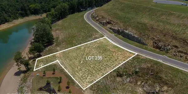 Lot 235 Rusty Row
