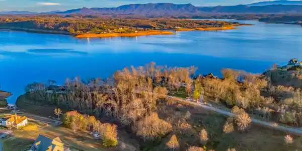 Image 4: 009-ScenicShores-Lots606163-Dandridge-TN