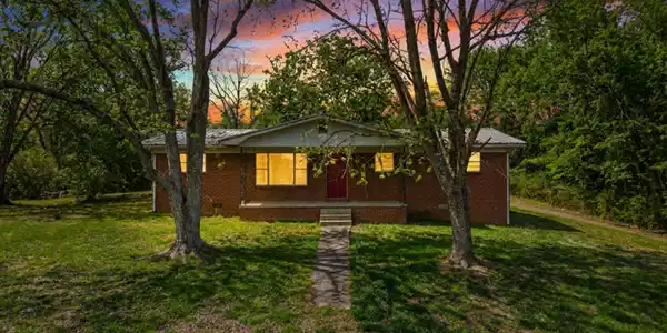 4996 Saint Paul Road