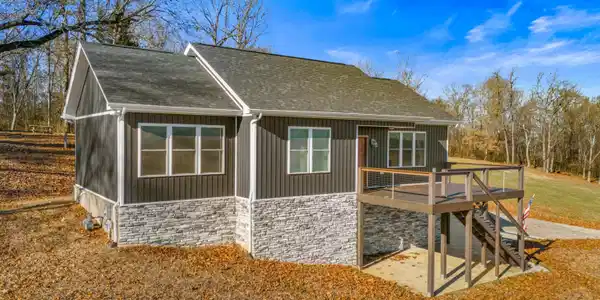 2725 Hickory Ridge Road