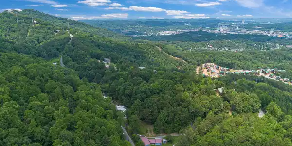 Image 3: 25-web-or-mls-DJI_0218