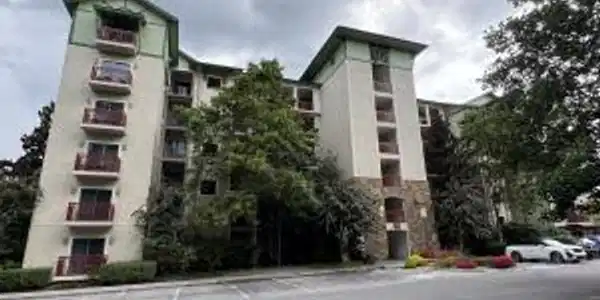 212 Dollywood Ln U-420