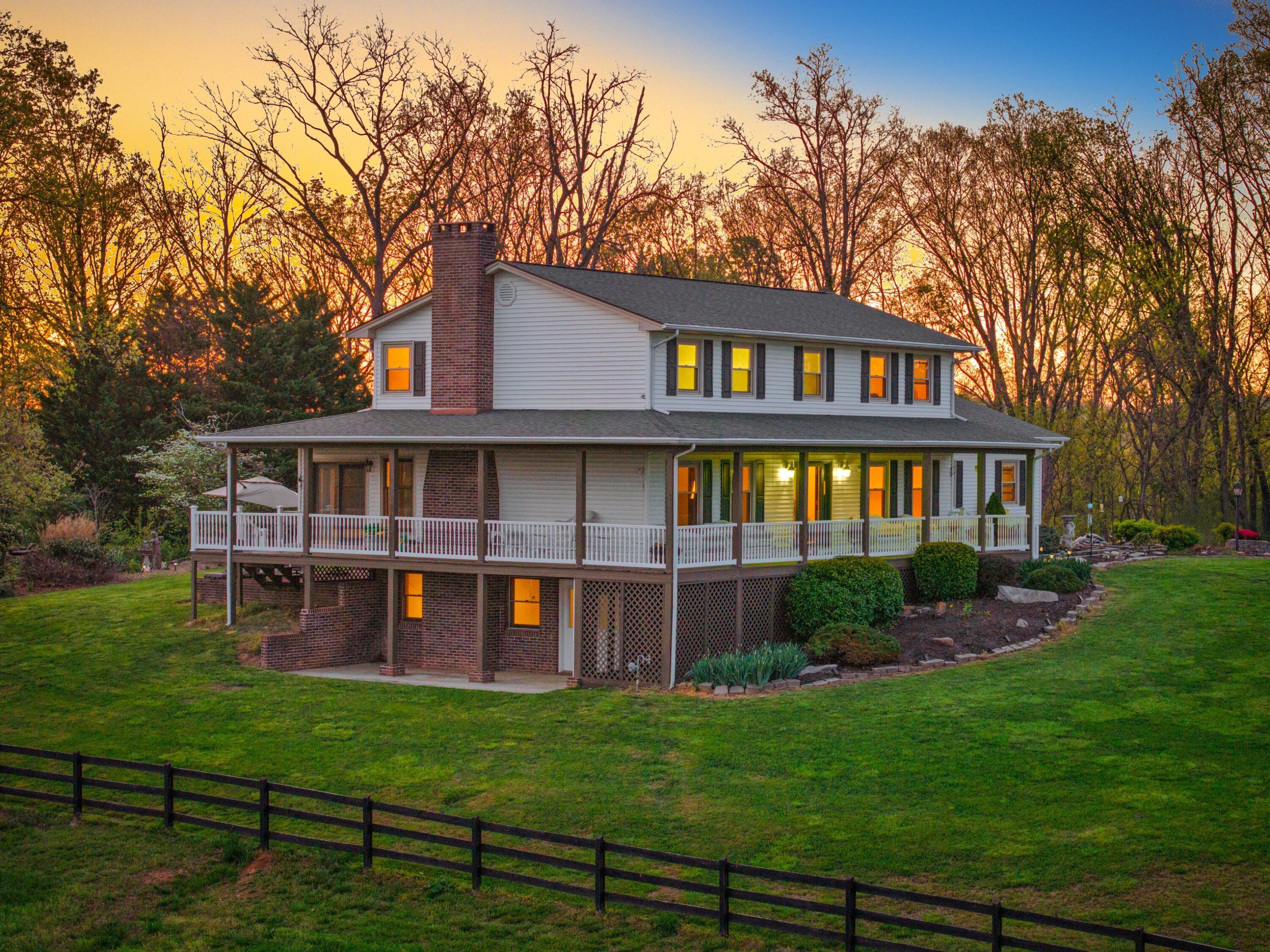 Image 4: 025-539MorieRoadSunriseSunset-Dandridge-
