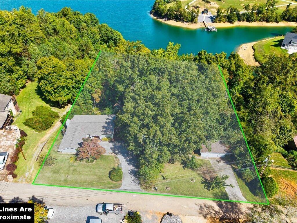 Image 4: 7474 Evolene Cir - 4