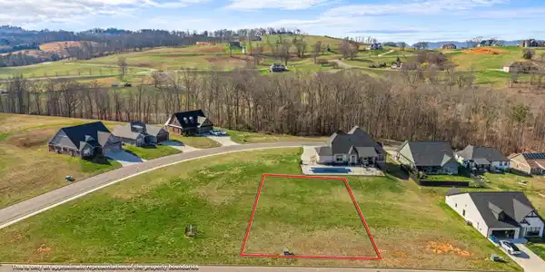 Image 2: 002-ShorelineVistaLot57-Morristown