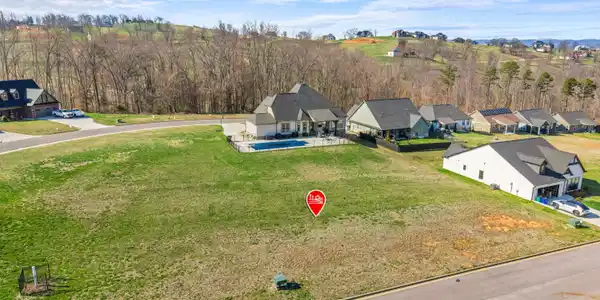 Image 3: 003-ShorelineVistaLot57-Morristown