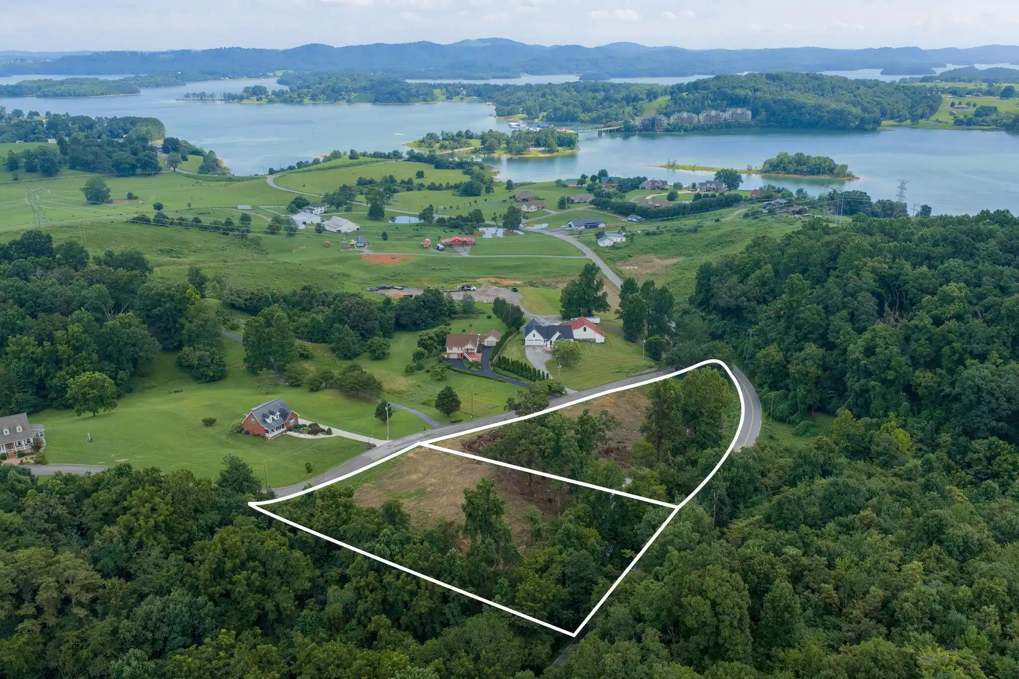 Image 1: Leons Rock lots 1 and 2 1
