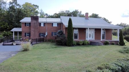 2155 St James Road