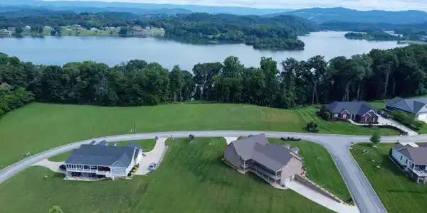 4041 Harbor View Drive