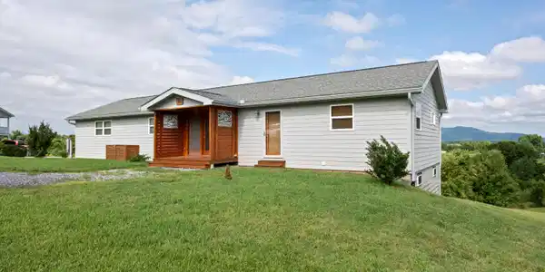 114 Amaryllis Road