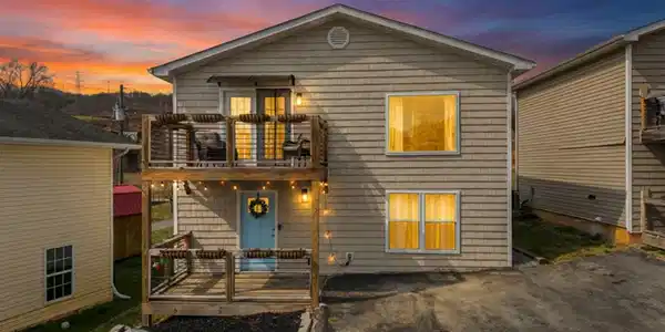 196 Roberts Ridge